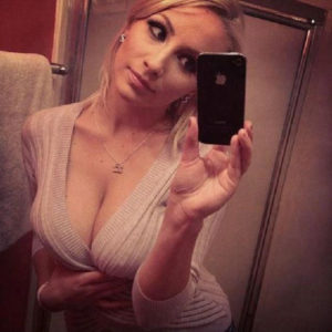 Milf très coquine offerte recherche cocufieur candauliste  011