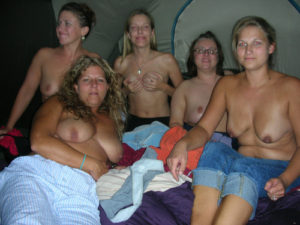 femme en couple cherche homme TTBM pour trio 05